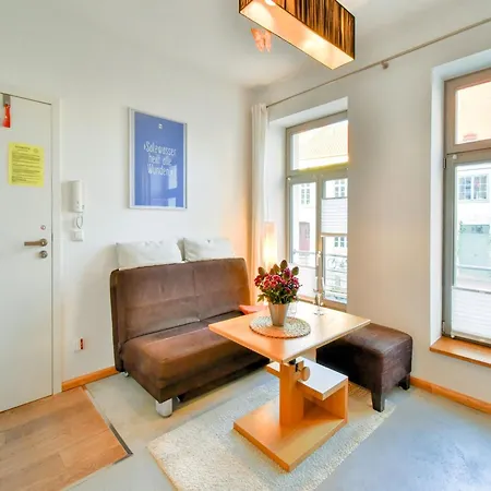 In Mit Eigener Terrasse, Cleaning Included Apartment